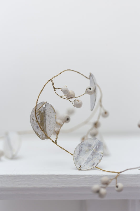 White Leaf & Berry Garland